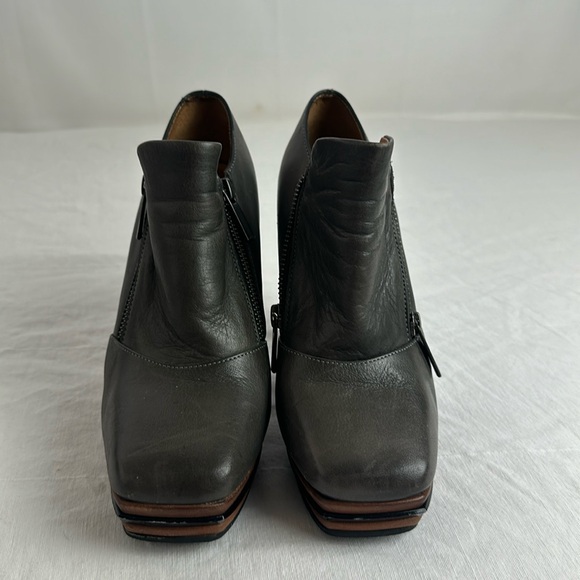 John Fluevog Shoes - John Fluevog heels